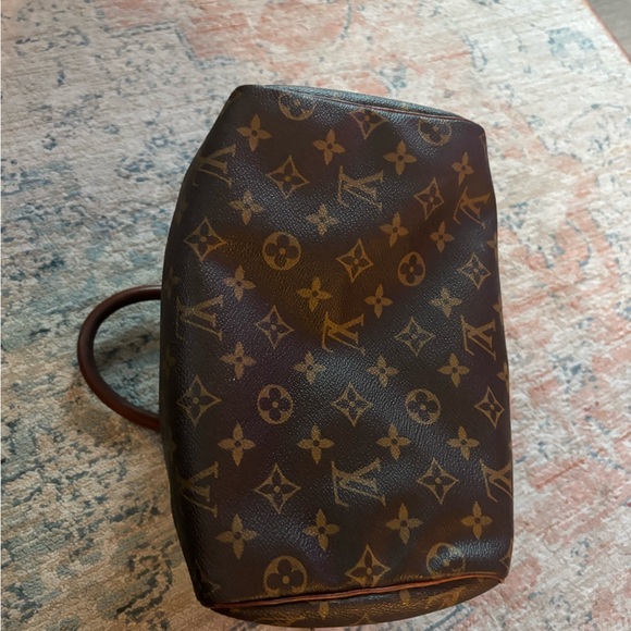 Louis Vuitton Monogram Speedy 30 - Picture 3 of 12